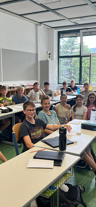 Daniela Schoberer als Wissenschaftsbotschafterin am BG/BRG Weiz