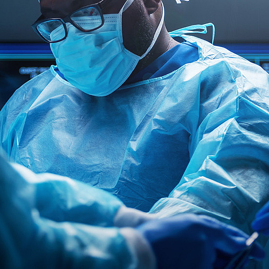 Patient*innensicherheit und Nachhaltigkeit in der Chirurgie - Foto: Maksim Shmeljov/AdobeStock.com 