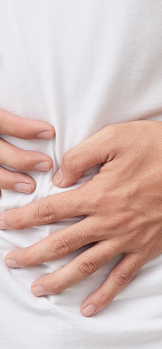 Bauchschmerzen - makistock/AdobeStock