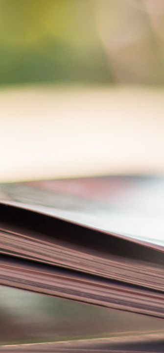 Zeitschrift - cozine/adobestock.com