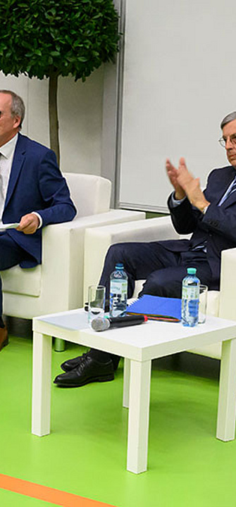 Podiumsdiskussion - Med Uni Graz