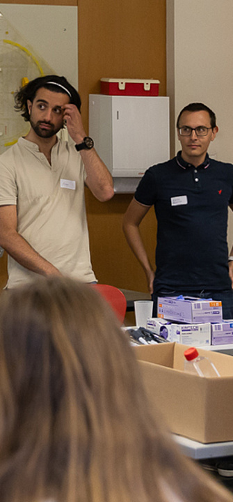 Unsere Wissenschaftsbotschafter*innen am GIBS - Foto: Monika Wittmann