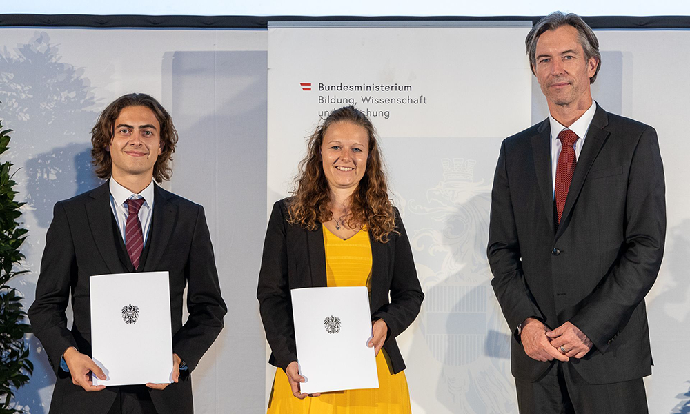 Georg Ehart und Esta Leimer mit Sektionschef Elmar Pichl