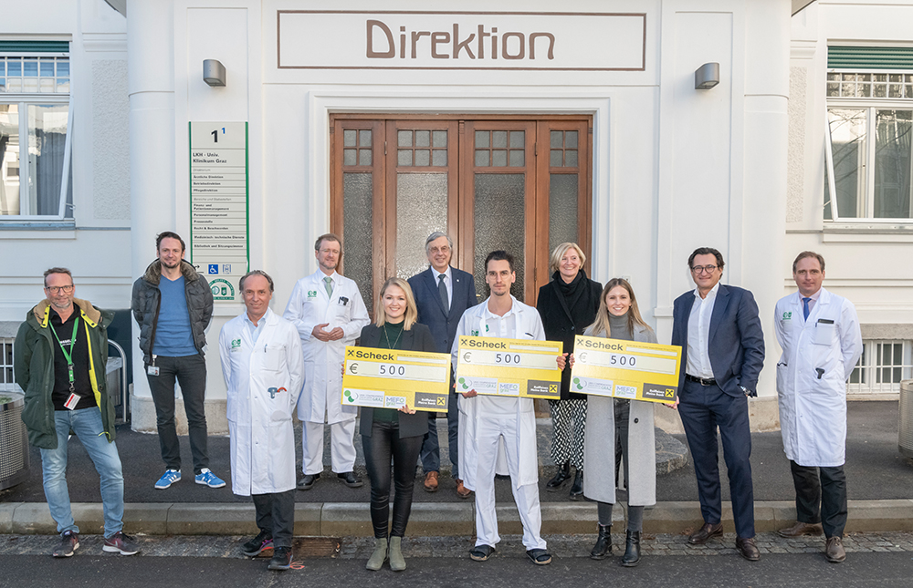 Gruppenbild der Preistraeger*innen