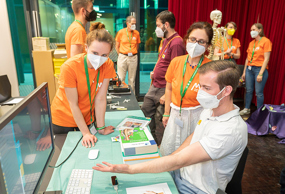 Einblicke - Was zeigt uns die Anatomie?