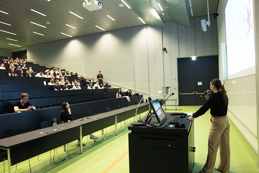 Präsentationen und Vorträge