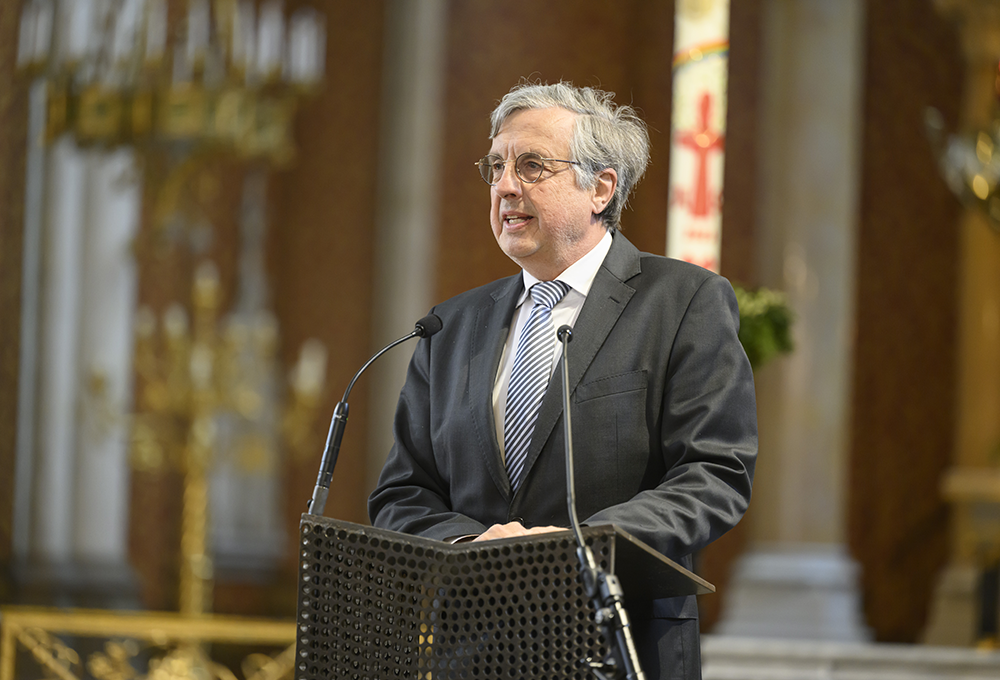 Rektor Hellmut Samonigg 