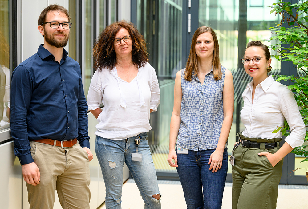 Forscherteam: Thomas Bärnthaler, Ilse Lanz, Agnes Mooslechner und Svetlana Pahernik (v. li.). Nicht im Bild, aber Teil des Teams: Rishi Rajesh 