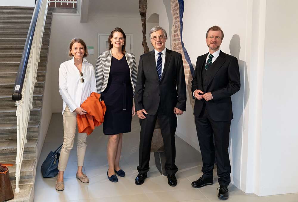 Das Rektorat zu Besuch beim Open House. Credit: Monika Wittmann Photography