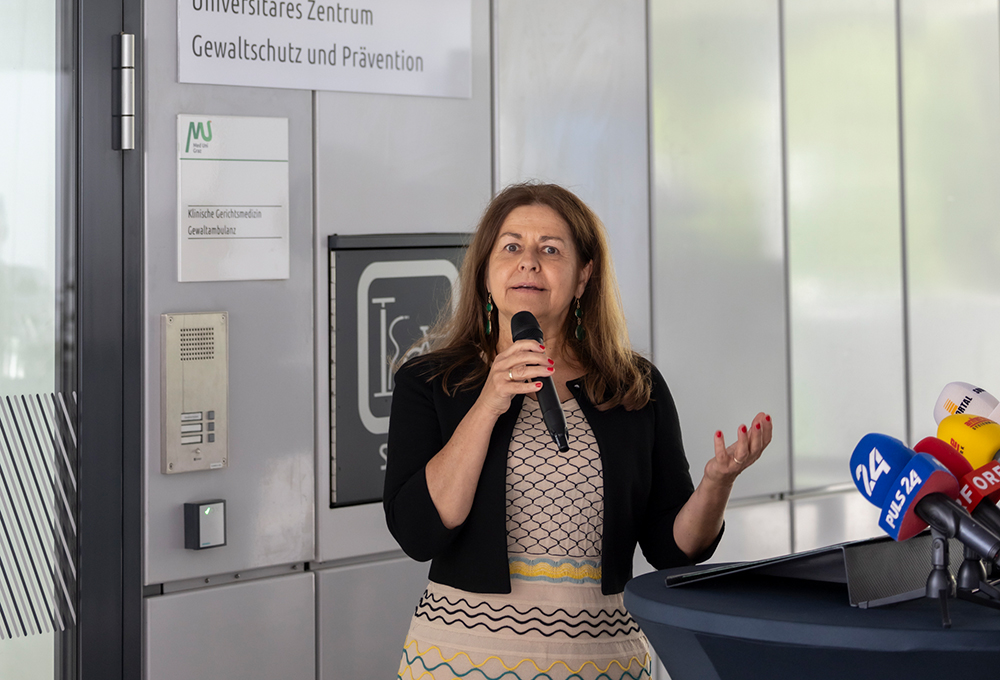 Soziallandesrätin Doris Kampus