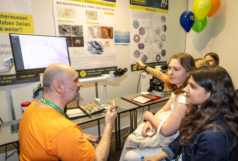 Auch die Histologie war ein Publikumsmagnet