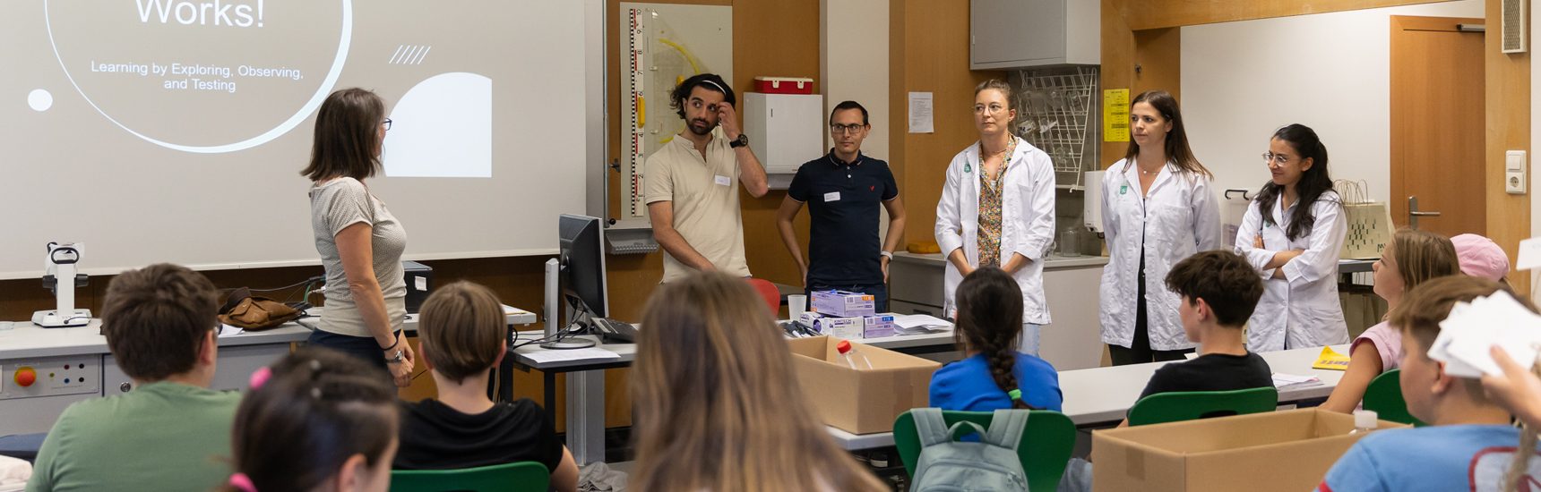 Unsere Wissenschaftsbotschafter*innen am GIBS - Foto: Monika Wittmann
