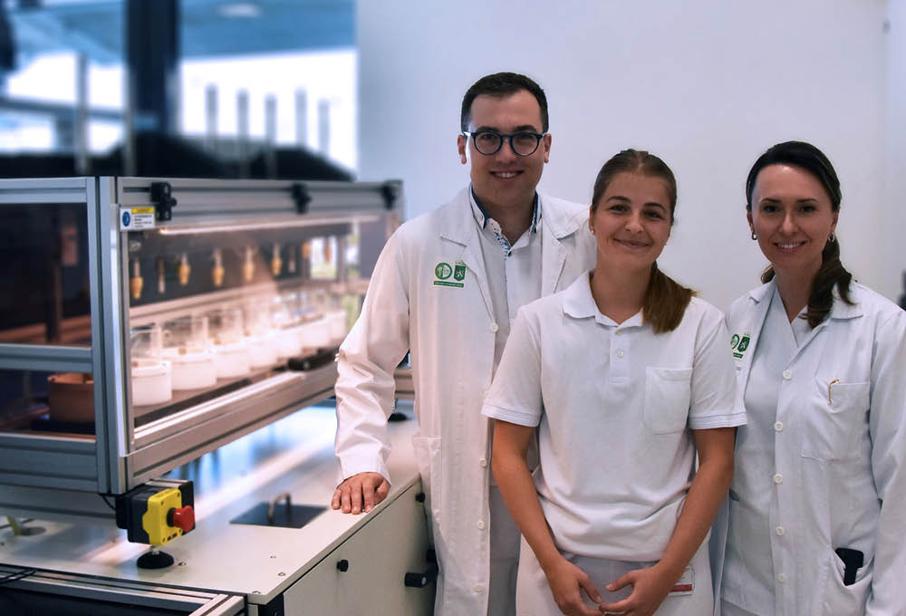 Alexander Behlau, Laurissa Skorianz und Juliana Marotti Großhausen