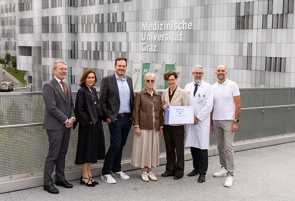 v.l.n.r.: Alexander Rosenkranz, Manuela Maria Groß, Thomas Leber, Andrea Kurz, Sabine Suppan, Christian Enzinger, Erwin Petek - Credit: Med Uni Graz/Wittmann