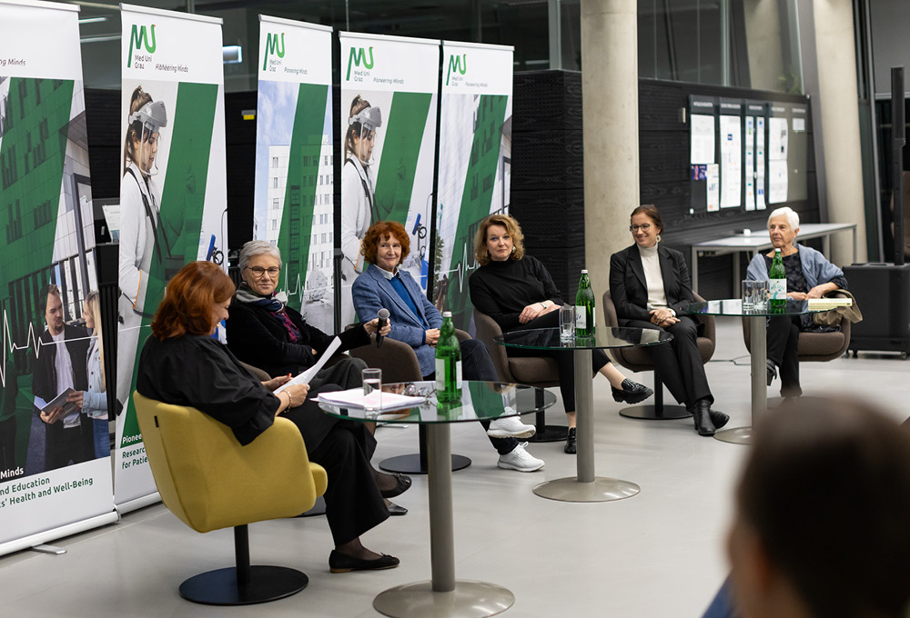 Lebhafte Diskussion im Anschluss der Lesung