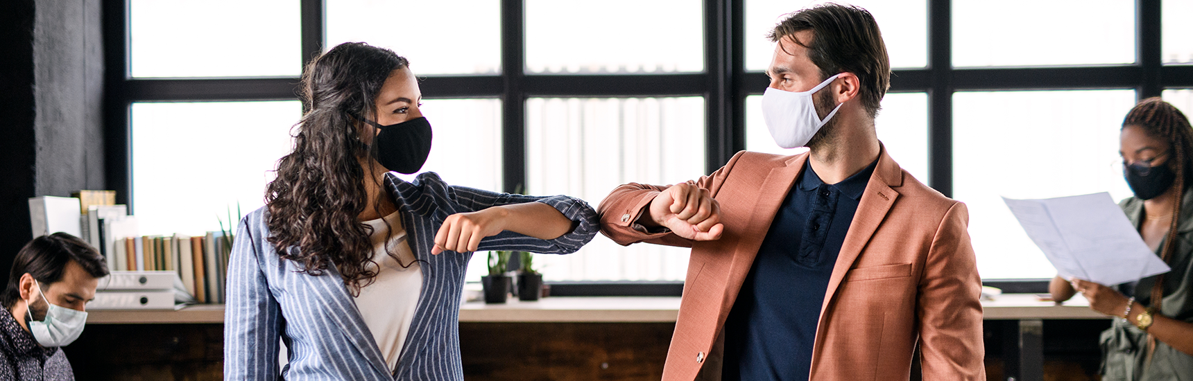 COVID Besprechung - halfpoint/adobe.stock.com