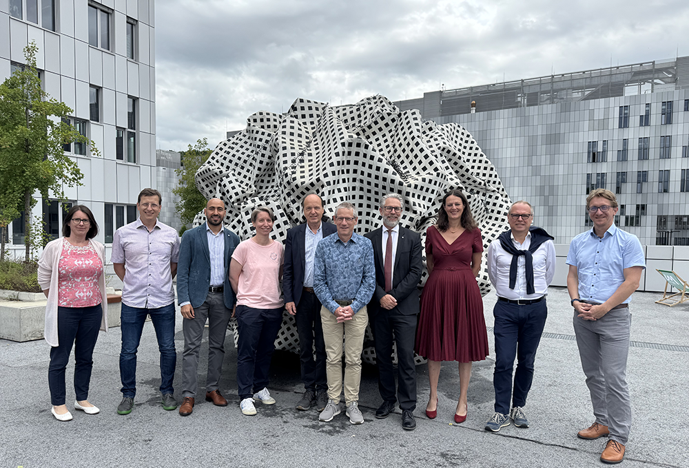 Das SAB mit Forscher*innen des Flagship-Projekts VascHealth