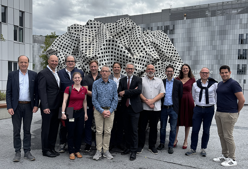 Das SAB mit Wissenschafter*innen des Gottfried Schatz Forschungszentrums.